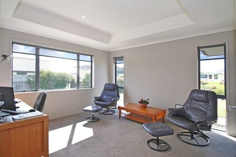 Photo of property in 8 Vantage Place, Omokoroa, 3114