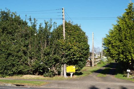 Photo of property in 2/24 Vine Street, Mangere East, Auckland, 2024