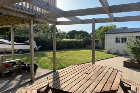 Photo of property in 81 Stevenson Road, Clarks Beach, 2122