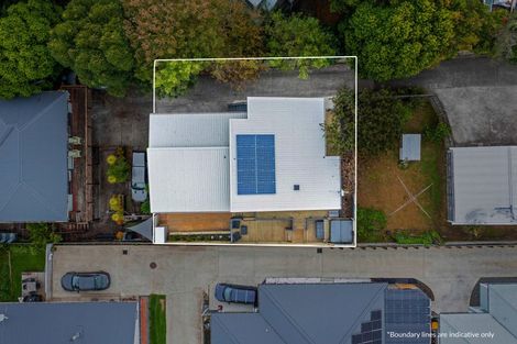 Photo of property in 5a Collingwood Road, Waiuku, 2123