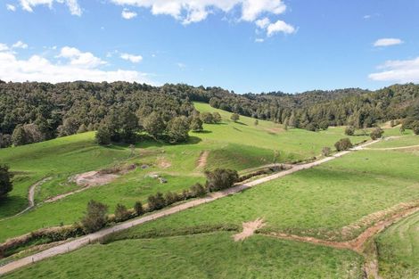 Photo of property in Pigs Head Road, Whakapara, Hikurangi, 0184