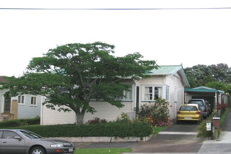 Photo of property in 27 Montrose Street, Point Chevalier, Auckland, 1022