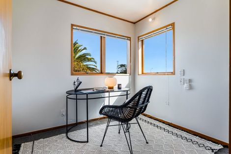 Photo of property in 22 Weza Lane, Kumeu, 0810