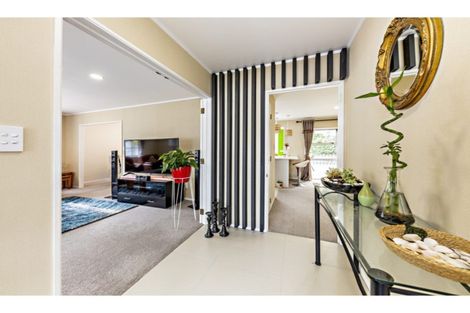 Photo of property in 147 Millhouse Drive, Golflands, Auckland, 2013