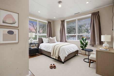 Photo of property in 21 Rountree Place, Conifer Grove, Takanini, 2112