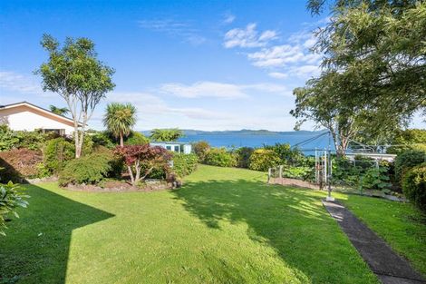 Photo of property in 5 Hugh Avenue, Hamurana, Rotorua, 3097