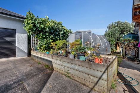 Photo of property in 10 William Street, Marton, 4710