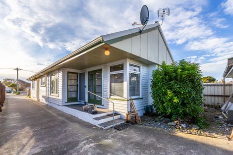 Photo of property in 13 Cradock Street, South New Brighton, Christchurch, 8062