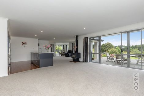 Photo of property in 371 Old North Road, Kumeu, 0892
