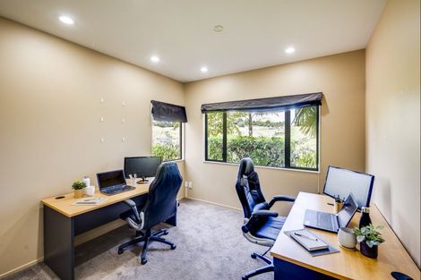 Photo of property in 125 Tironui Drive, Taradale, Napier, 4112