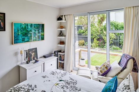 Photo of property in 8/238 Muritai Road, Eastbourne, Lower Hutt, 5013