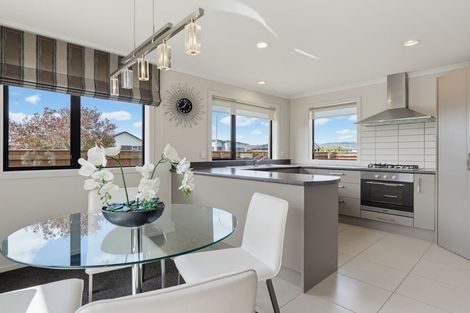 Photo of property in 2 Pegasus Place, Kelvin Grove, Palmerston North, 4414