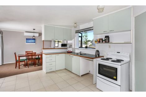 Photo of property in 5 Evans Place, Papakura, 2110