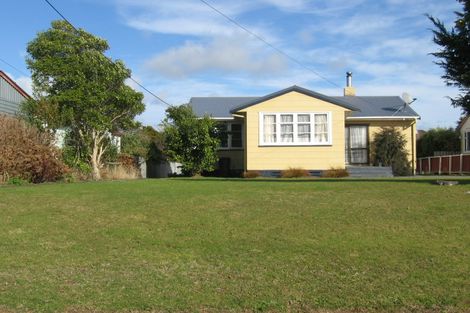 Photo of property in 14 Collins Crescent, Feilding, 4702