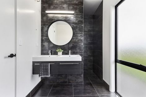 Photo of property in 28 Old Vintners Close, Te Kauwhata, 3782