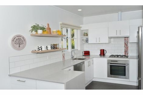 Photo of property in 28 Tui Crescent, Maunu, Whangarei, 0110