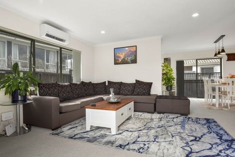Photo of property in 1/919 Whangaparaoa Road, Manly, Whangaparaoa, 0930