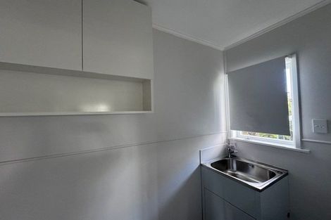 Photo of property in 21 Tranent Road, Mangere, Auckland, 2022
