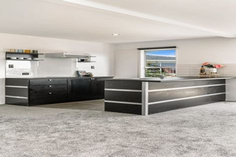 Photo of property in 52 Bay Street, Red Beach, 0932