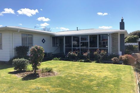 Photo of property in 20 Charles Street, Levin, 5510