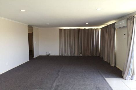 Photo of property in 38 Saxon Woods Drive, Rototuna North, Hamilton, 3210
