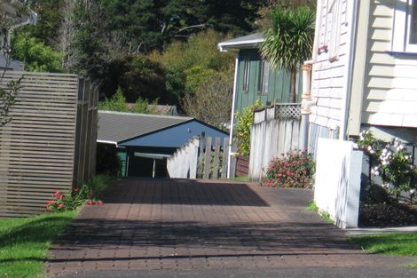 Photo of property in 2/23 Brandon Road, Glen Eden, Auckland, 0602