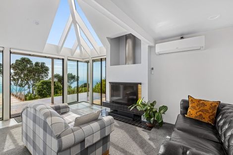 Photo of property in 6 Cliff Road, Torbay, Auckland, 0630