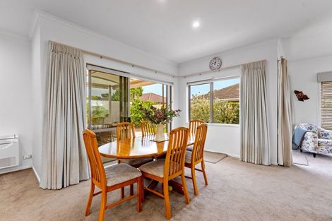 Photo of property in 5 Sophia Place, Karaka, Papakura, 2113