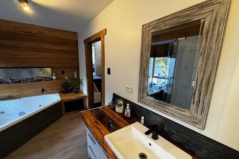 Photo of property in 8b Ronald Street, Strandon, New Plymouth, 4312