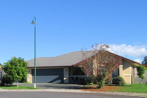 Photo of property in 7 Millstone Lane, Henderson, Auckland, 0612