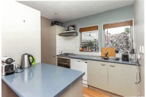 Photo of property in 152f Tasman Street, Mount Cook, Wellington, 6021