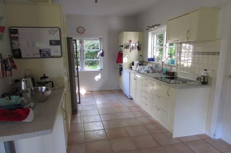 Photo of property in 404 Muritai Road, Eastbourne, Lower Hutt, 5013