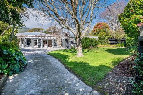 Photo of property in 5a Ngarara Road, Waikanae, 5036