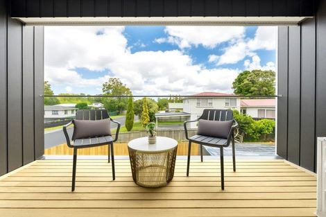 Photo of property in 1/36 Longburn Road, Henderson, Auckland, 0610