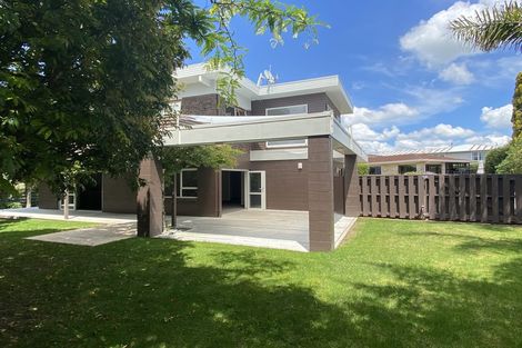 Photo of property in 6 Barnhill Crescent, Pahurehure, Papakura, 2113