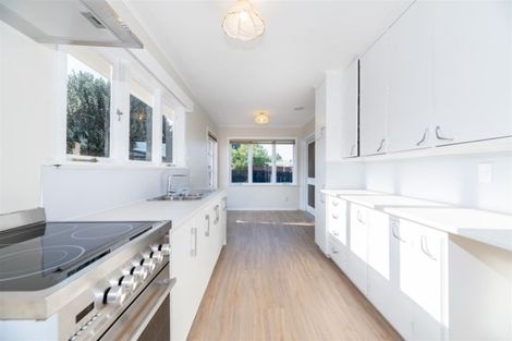 Photo of property in 4 Longburn Road, Henderson, Auckland, 0610