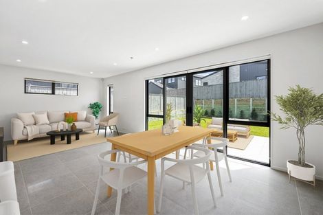 Photo of property in 51 Parkmore Drive, Rosehill, Papakura, 2113