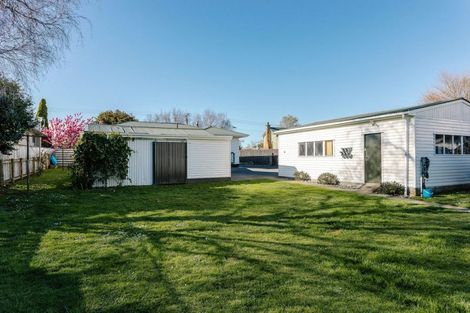 Photo of property in 17 Smith Street, Dannevirke, 4930