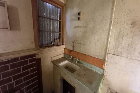 Photo of property in 112 Grove Burn Road, Tuatapere, 9691