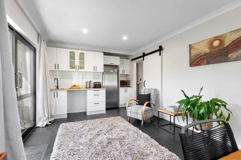 Photo of property in 150b Oceanbeach Road, Mount Maunganui, 3116