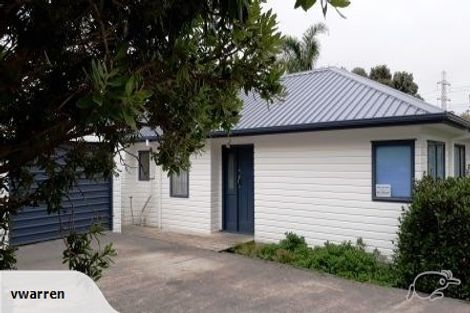 Photo of property in 19 Lowburn Place, Clover Park, Auckland, 2019
