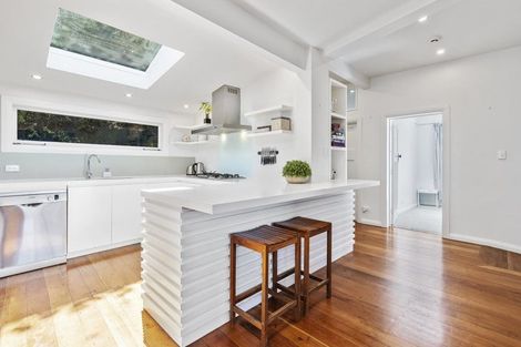 Photo of property in 72 Owhiro Bay Parade, Owhiro Bay, Wellington, 6023