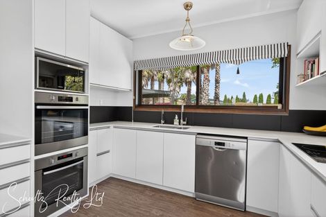 Photo of property in 71 Gorge Road, Maungaturoto, 0520