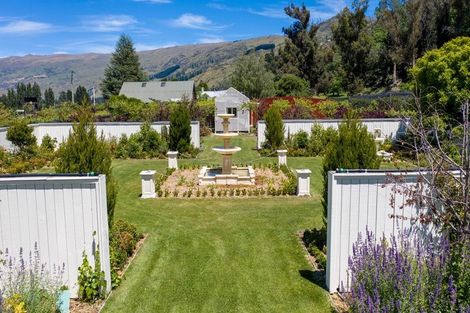 Photo of property in Stone House Gardens, 3196 Fruitlands-roxburgh Road, Coal Creek Flat, Roxburgh, 9571