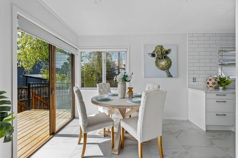 Photo of property in 1/222 Beach Haven Road, Beach Haven, Auckland, 0626