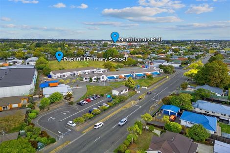 Photo of property in 51 Winters Road, Redwood, Christchurch, 8051