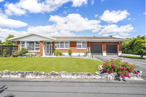 Photo of property in 40 Braid Road, St Andrews, Hamilton, 3200