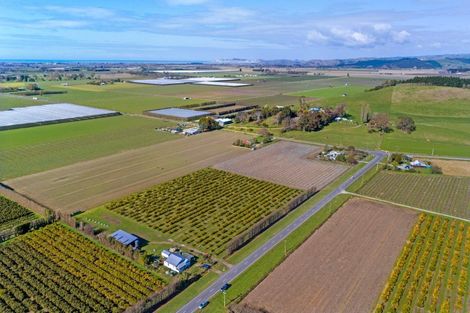 Photo of property in 32 Patutahi Road, Patutahi, Gisborne, 4072