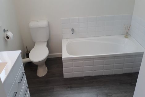 Photo of property in 37 Roydvale Avenue, Burnside, Christchurch, 8042