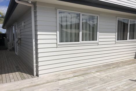 Photo of property in 208 Wainui Road, Silverdale, 0932